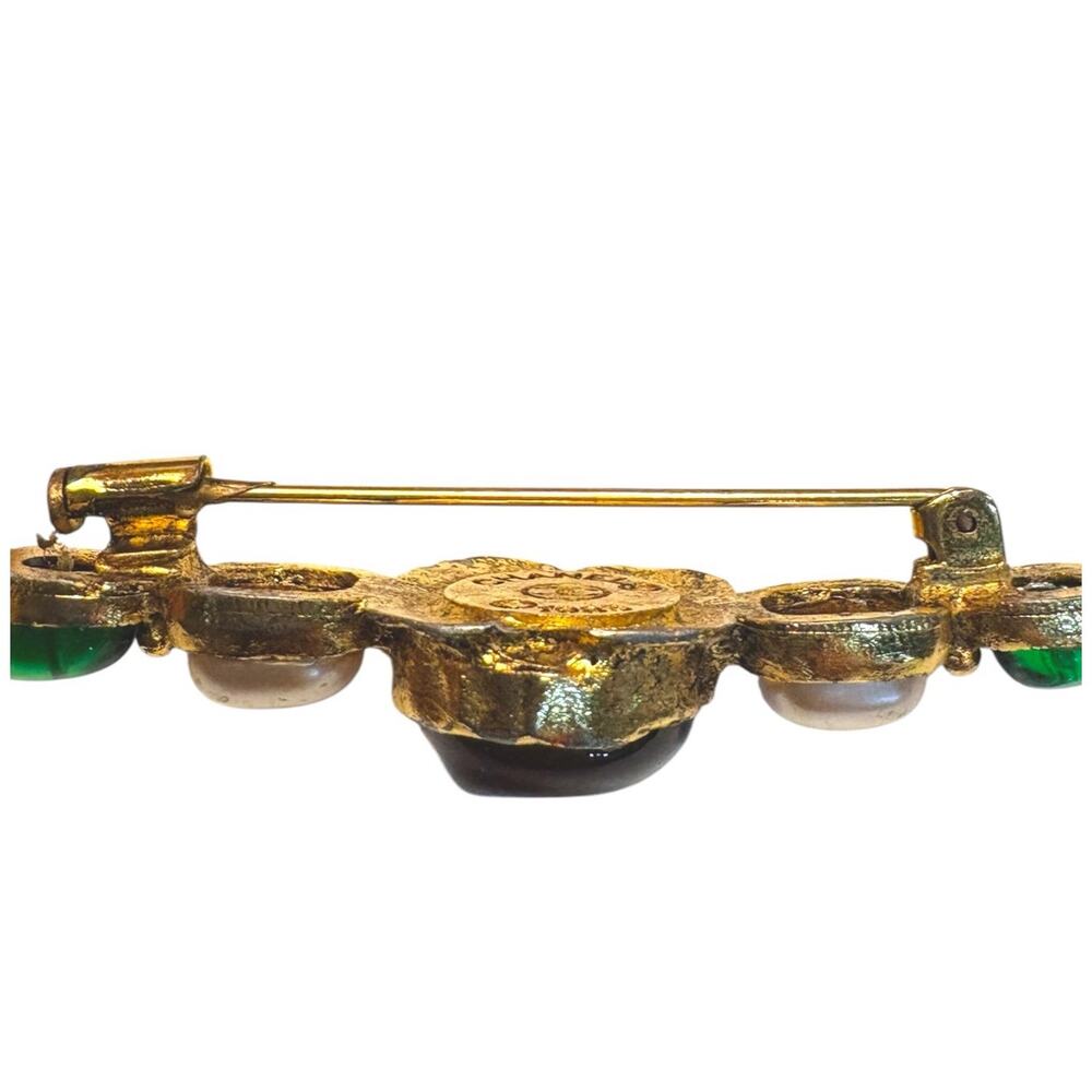 Vintage CHANEL 1986 Gripoix Glass Cabochon Bar Brooch Pearl Green CC Logo - Picture 6 of 14